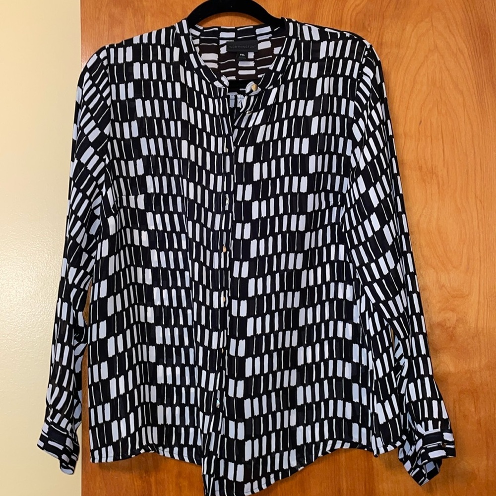 Worthington Women’s Petite Blouse, size PXL